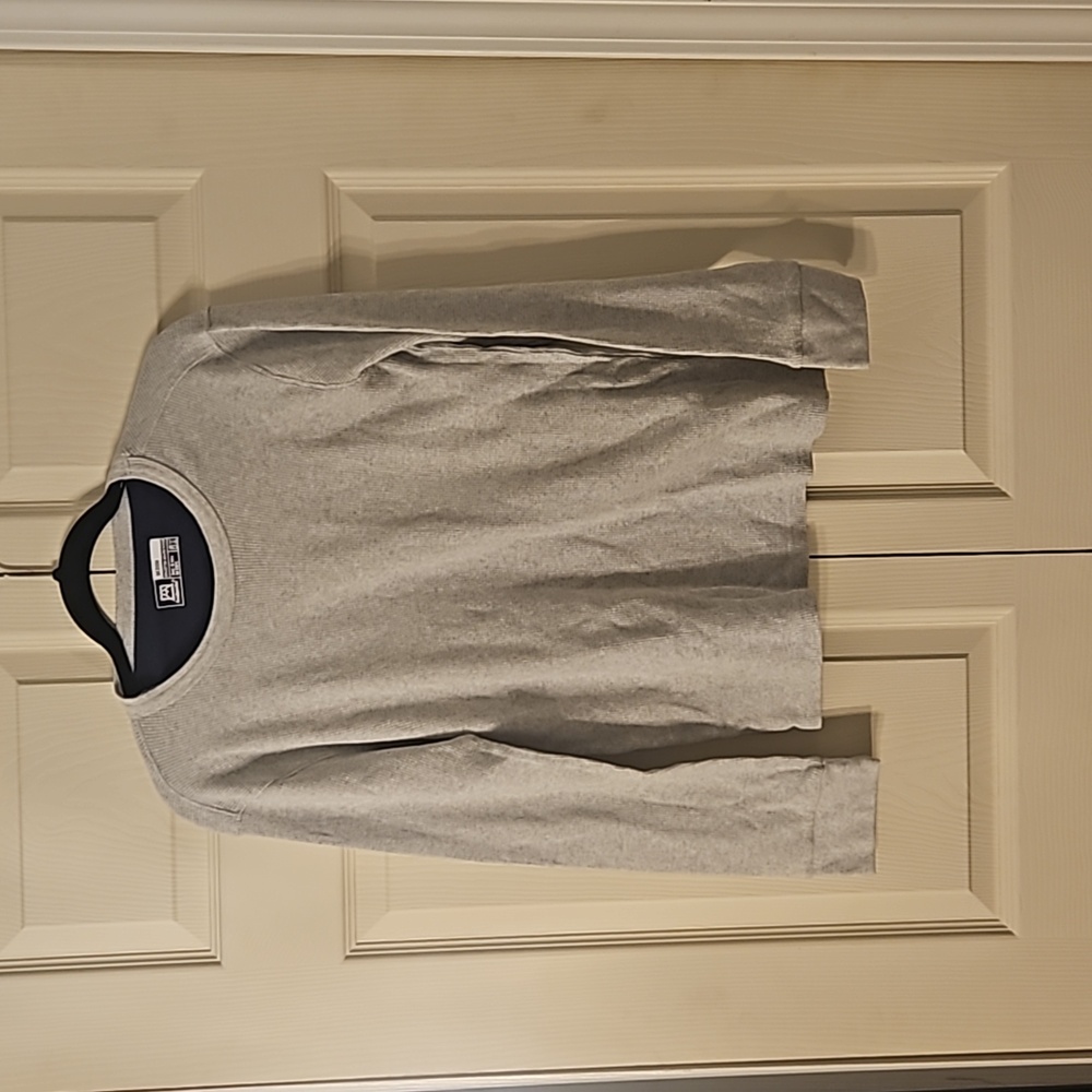 Avalanche gray thermal shirt